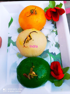 तिरंगा सूजी पीठा रेसिपी मुख्य फोटो