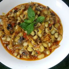 A picture of Beans porridge.