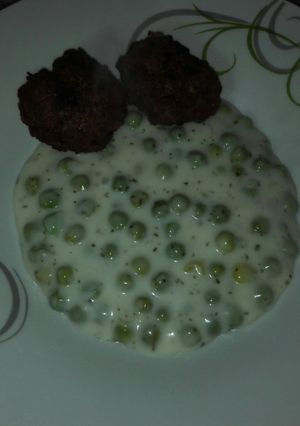Borsófőzelék fasírttal recept fotója