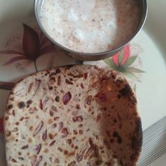 A picture of Tandoori roti.
