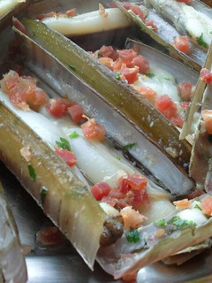 Una foto de Navajas con jamón