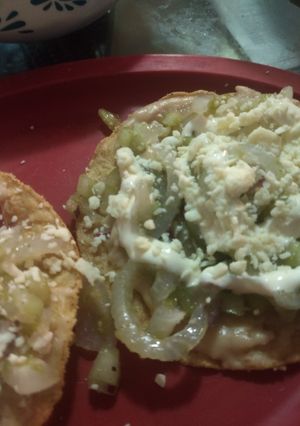 Una foto de Aguachile de Cueritos o temblororos