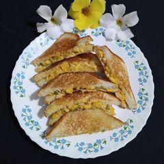 A picture of Corn Capsicum Sandwich.