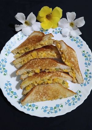 A picture of Corn Capsicum Sandwich.