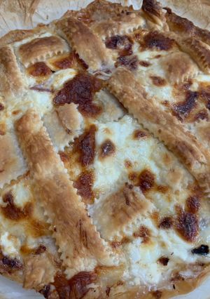 Foto di Crostata di sfoglia panna prosciutto e patate