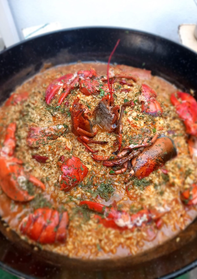 Una foto de Arroz con bogavante