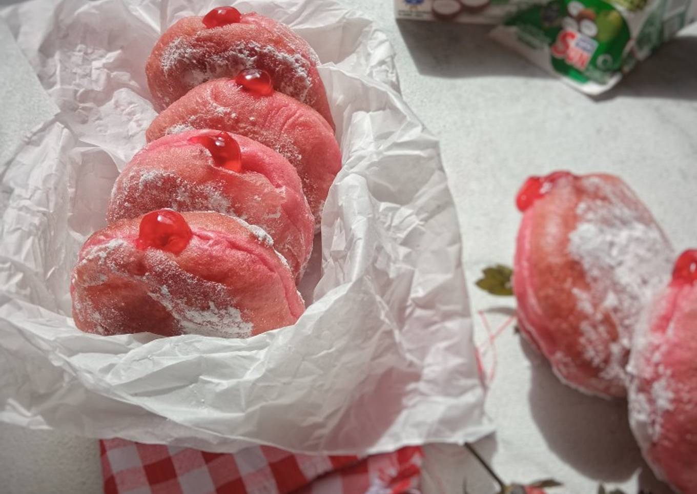 Bomboloni Santan Red Velvet