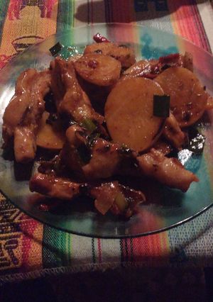 Una foto de Picante de matambrito con papas, al verdeo
