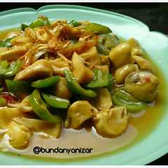 A picture of Oseng Jamur Cabe Gendot.