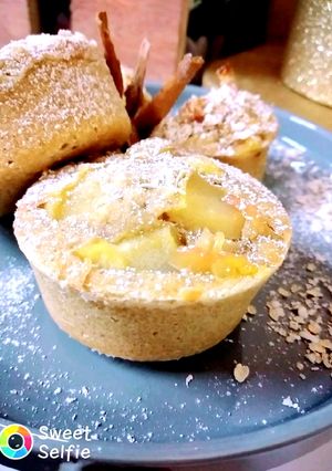 Una foto de Muffins de manzana y avena