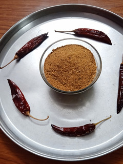 இட்லி பொடி செய்முறை முக்கிய புகைப்படம்