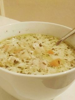 Tárkonyos csirkeragu leves recept fotója