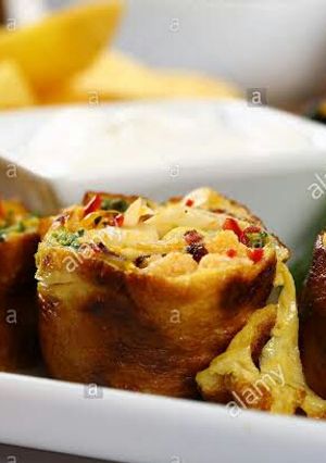 A picture of Crepe Egg Roll.