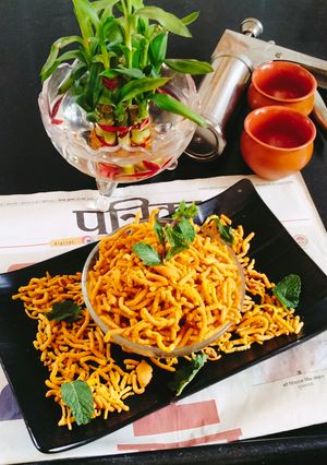 A picture of Tomato sev (khasta tamatra namkeen sev).