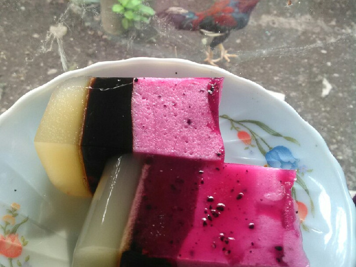 Resep Puding Lapis Busa Buah Naga Enak Terbaru