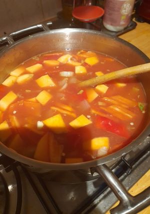 A picture of Easy sweet potato and pointed pepper soup.