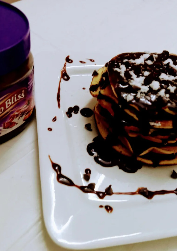 A picture of Choco bliss pancakes.
