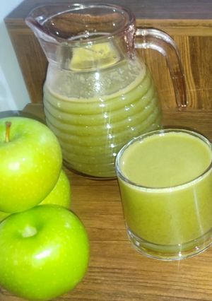 عکسی از دستور آب سیب ترش 🍏🍏 مدال خوشگلم