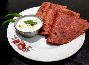 A picture of Beetroot Paratha.