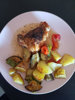 Una foto de Pollo al horno con cerveza