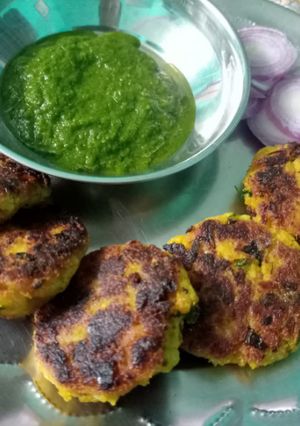 चटपटी आलू टिक्की (chatapti aloo tikki recipe in hindi) रेसिपी मुख्य फोटो