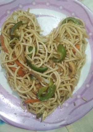 A picture of Chicken noodles.