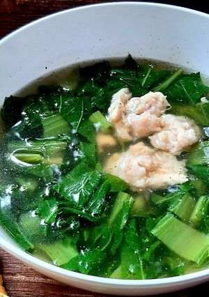Hình của món Canh cải thìa nấu giò sống.