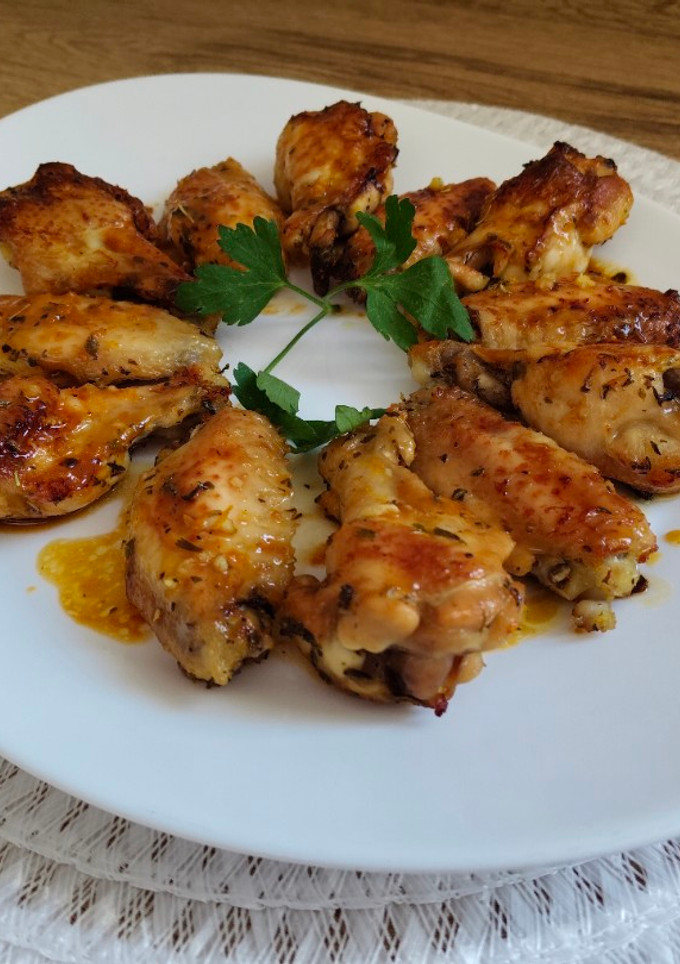 Una foto de Alitas de pollo a la naranja