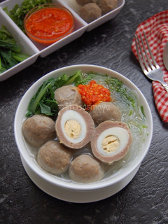 Foto resep Bakso Telur Puyuh, super kenyal (pakai blender, bisa juga pakai daging giling)
