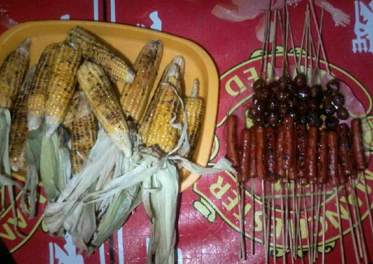 Jagung, sosis & bakso bakar