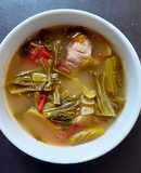 Canh xương dưa chua