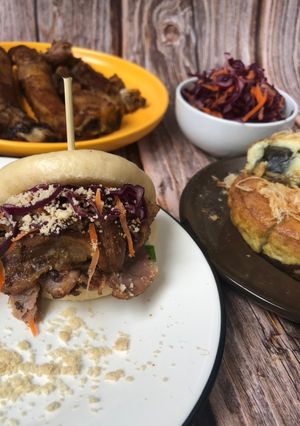 Hình của món Grilled pork bao.