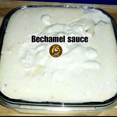 A picture of Bechamel Sauce Or White Sauce.