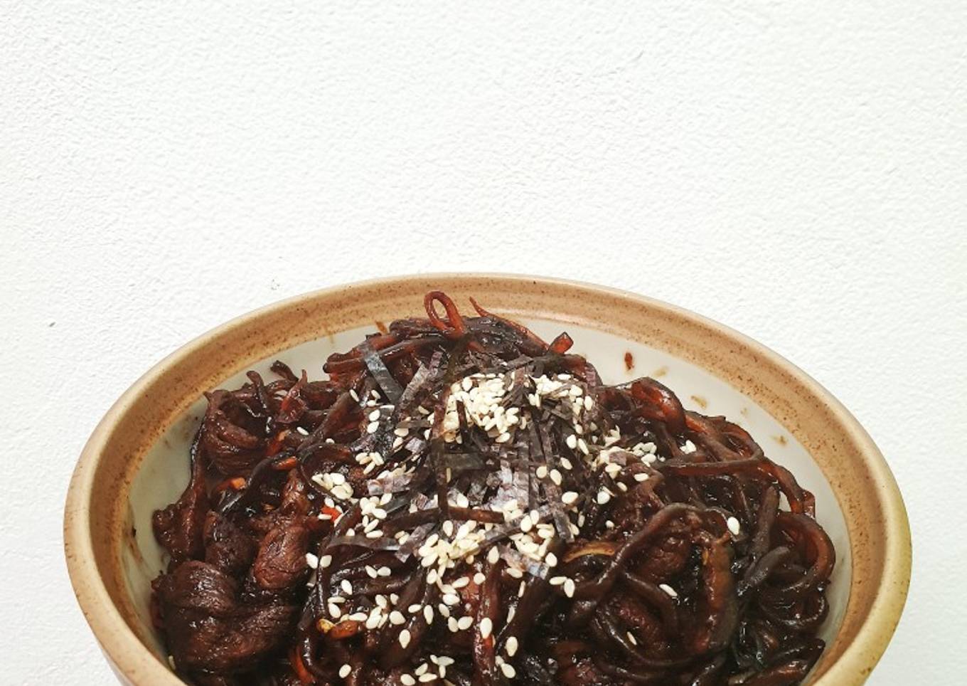 Jajangmyeon Shirataki w/ Slice Beef