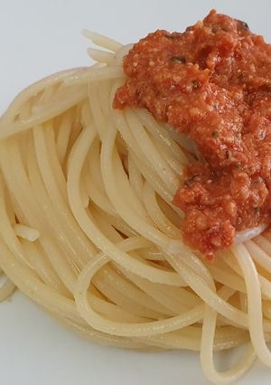 Una foto de Spaghetti al Pesto Rosso