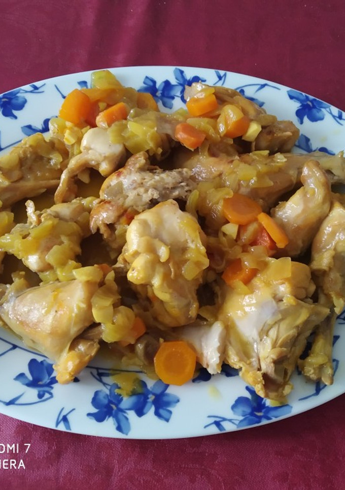 Una foto de Conejo en salsa