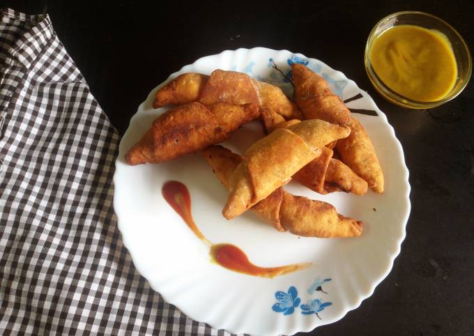 Easiest Way to Prepare Homemade Deep fried croissants