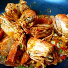 รูปของ กุ้งผัดพริกขี้หนูสด