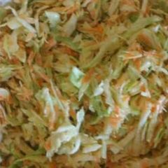 A picture of Carrot and cabbage salad.