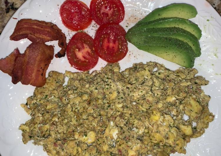 Scrambled Eggs with Jalapeño Popper Stuffing