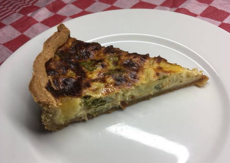 Recette de Fait maison Tarte salée à la courgette