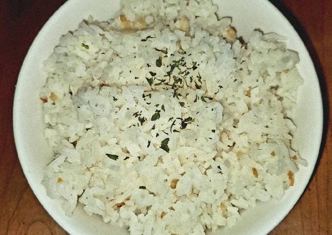 Sinangag – Filipino Garlic Fried Rice