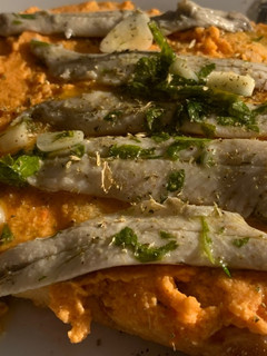 Una foto de Tosta de boquerones en vinagre rápida