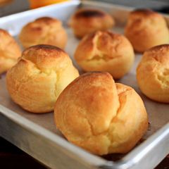 A picture of The Puff of Cream Puff.