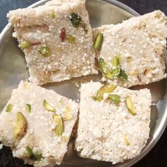 A picture of Til buggha.