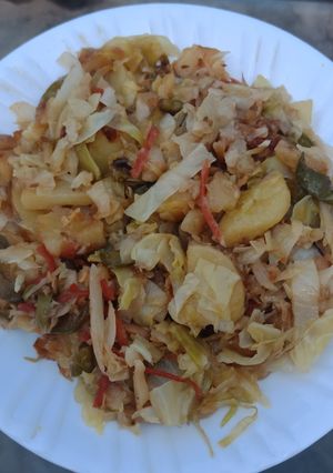 A picture of BandGobi aur Aloo ki Bhujiya.