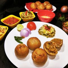 A picture of Litti Chokha.