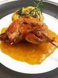 Confit de pato ao molho de laranja