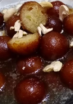 A picture of Khoya gulab jamun.