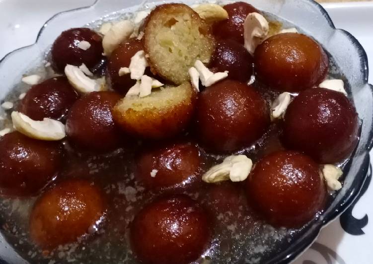 Khoya gulab jamun